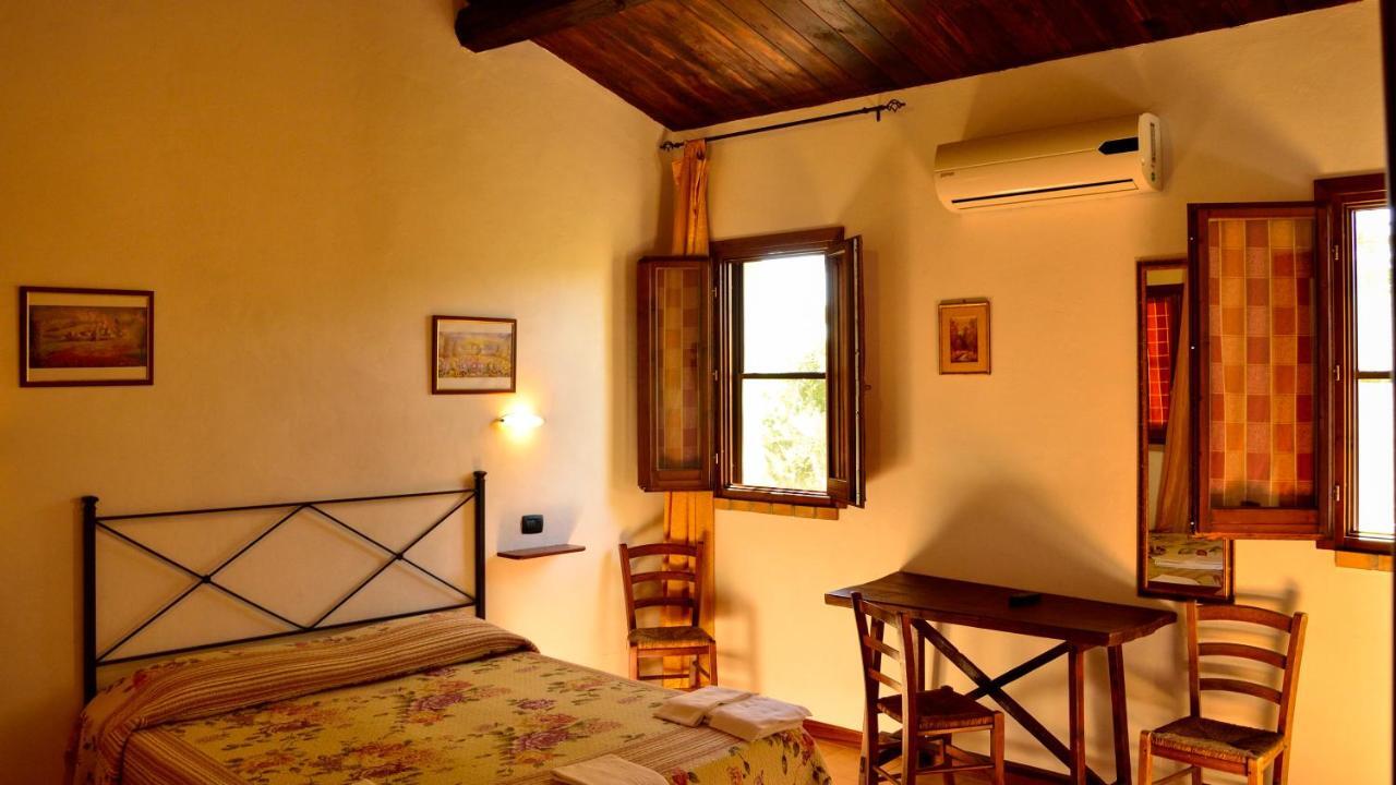 Agriturismo Rivoli Villa Spoleto Room photo